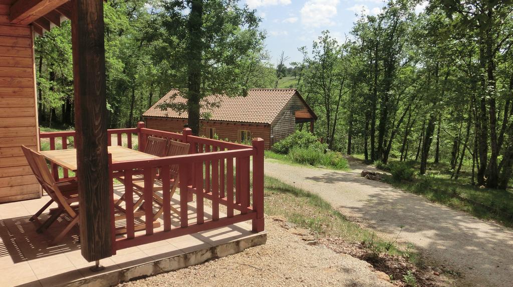 Le Village Enchanteur La Chapelle-Aubareil Экстерьер фото